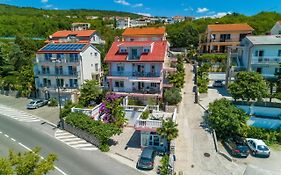Apartmani Visnja