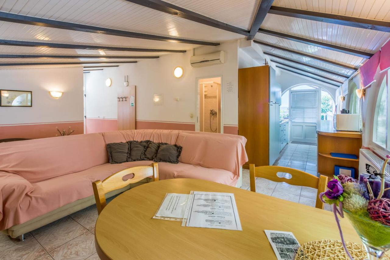 Apartmani Visnja Crikvenica Kültér fotó